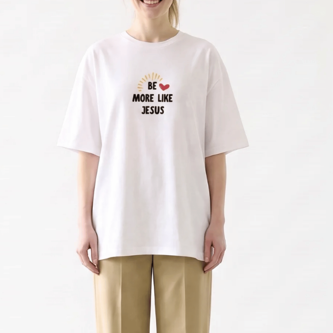 Tshirt oversized BE MORE LIKE JESUS / MUJER
