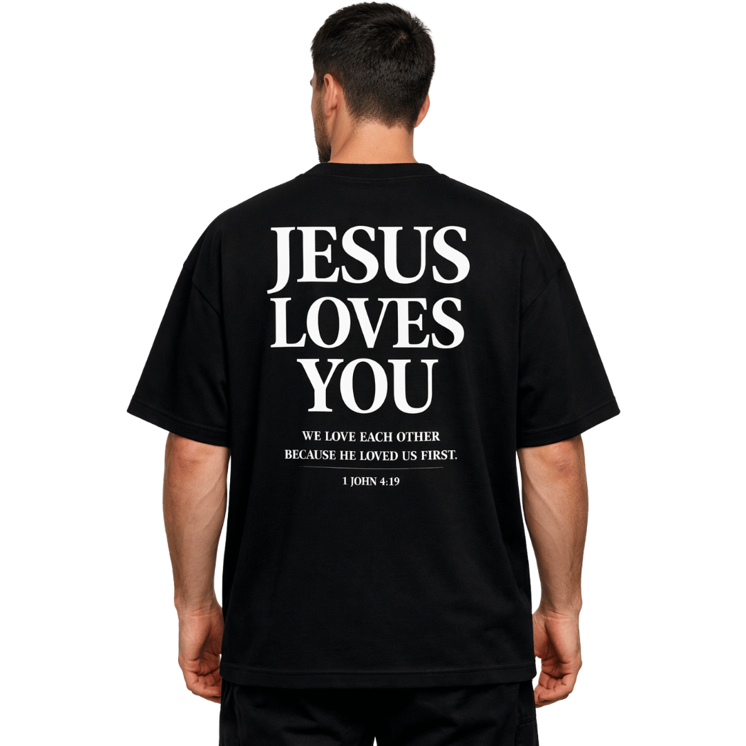 Tshirt oversized  JESUS LOVES YOU