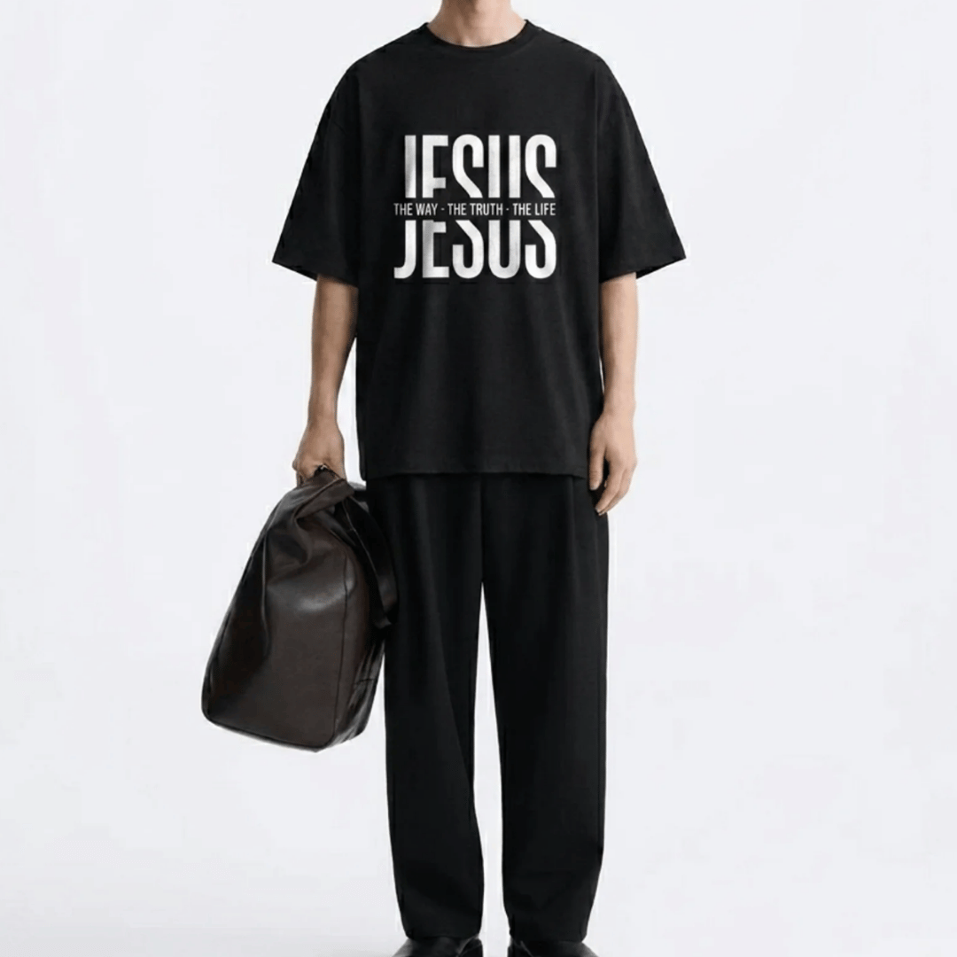 Tshirt oversized- NEGRA JESUS THE WAY