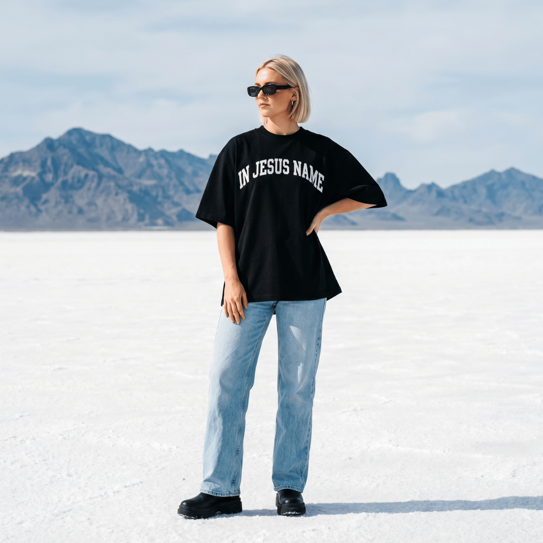 Tshirt oversized- MUJER- IN JESUS NAME
