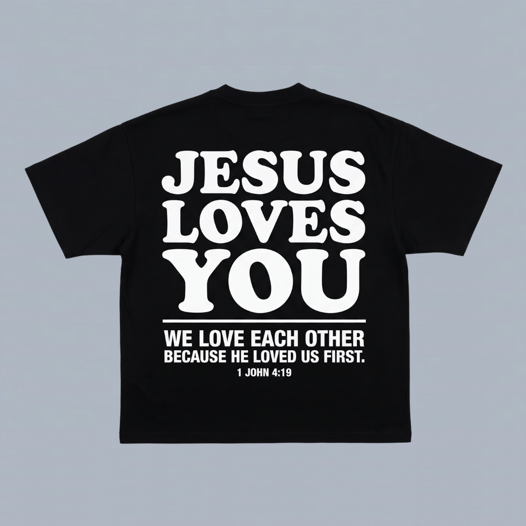 Tshirt oversized  JESUS LOVES YOU