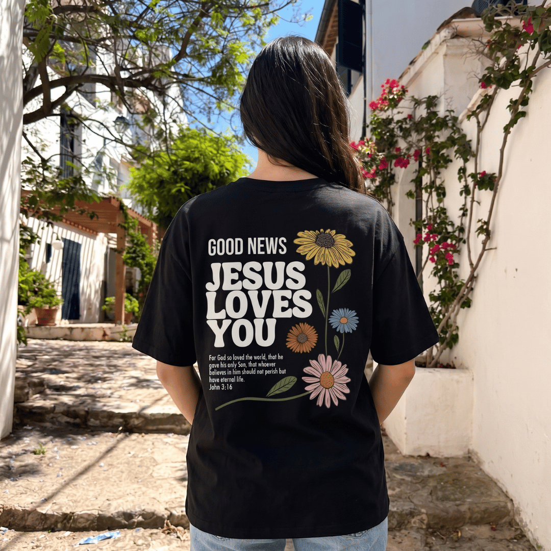 Tshirt oversized GOOD NEWS LOVES YOU / MUJER